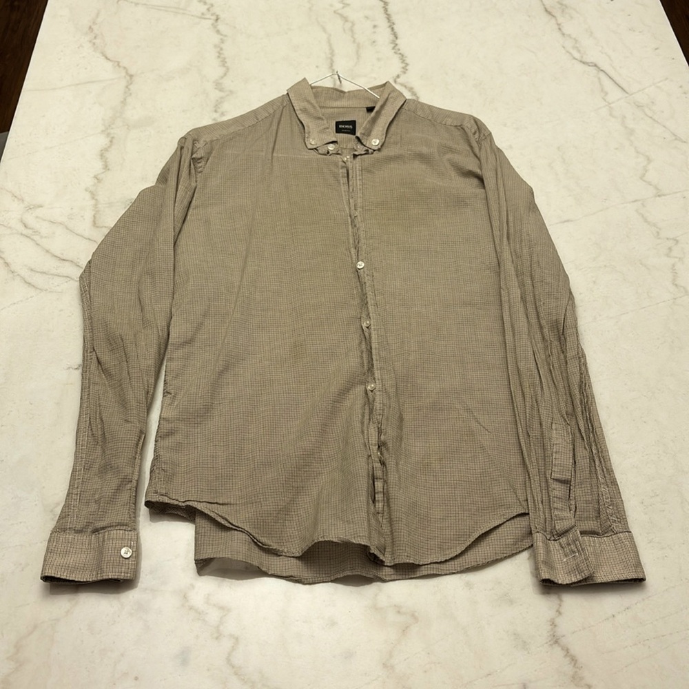 Hugo Boss shirt slim fit large